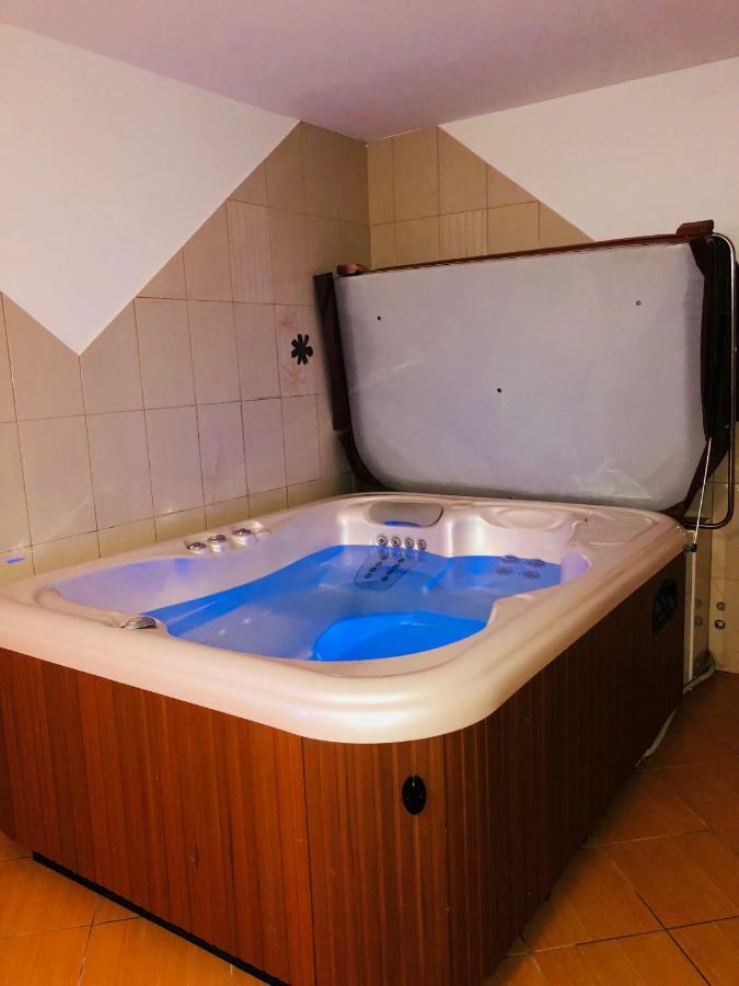 Apartmaji Zlata Lisicka Cerkno Kültér fotó